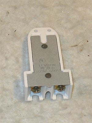 Leviton: 390-1W, Standard Fluorescent Lampholder, Pedestal, Screw Mount, White - aseiso.co